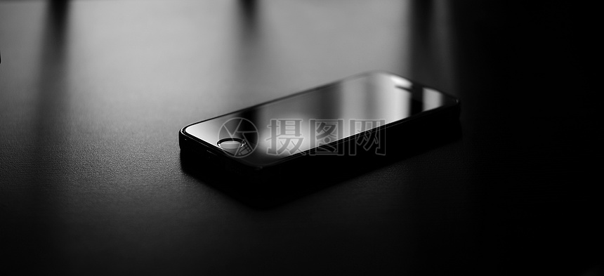 手机平板都能用支持离线缓存的NBA赛事回看软件大揭秘