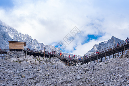 玉龙雪山背景图片