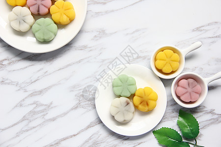 清新简约彩色冰皮月饼中秋美食背景素材高清图片