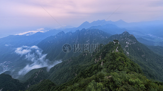 箭扣长城云海图片