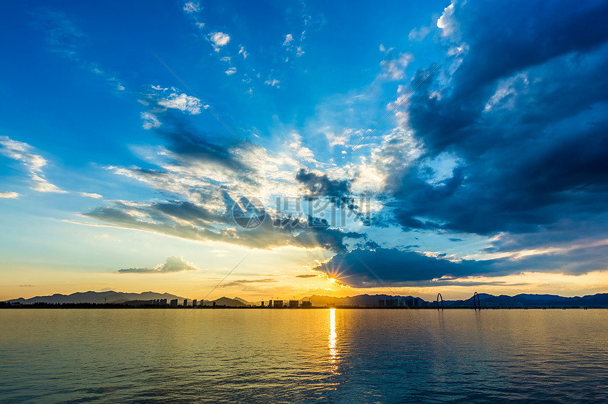 日落江景图片