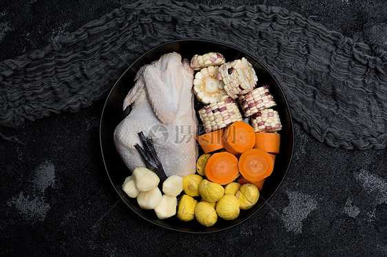 玉米板栗红萝卜马蹄煲鸡汤材料摆盘素材图片图片