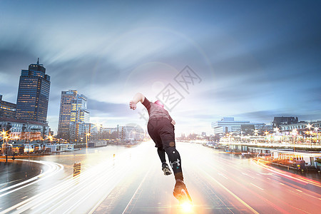 奔跑人生夜景路跑高清图片