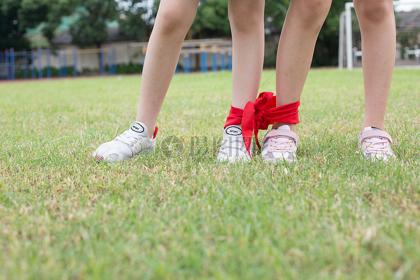 小哥掌握游戏服务器价格大全:从低端到高端 (游戏掌握知识)-优乐评测网