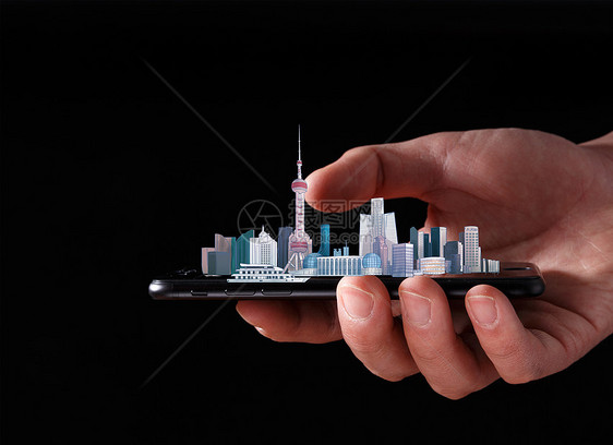 手机上的城市图片