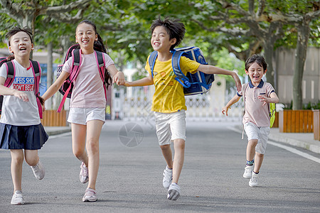 小课堂学生们放学背景