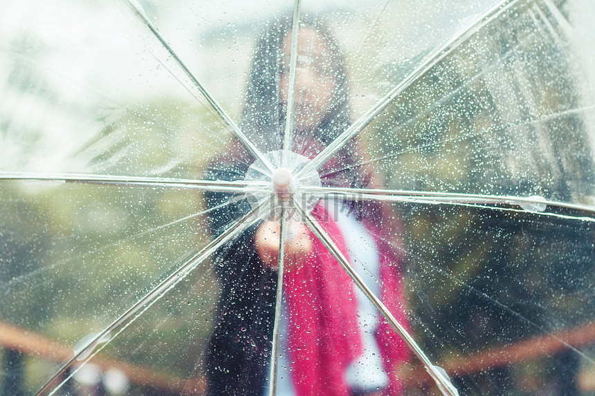 最美不过下雨天图片