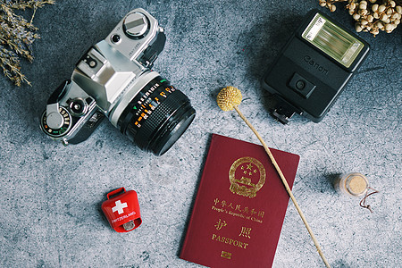 照相机护照出国游必备出发高清图片素材