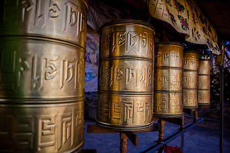 寺庙钟寺庙转经筒背景