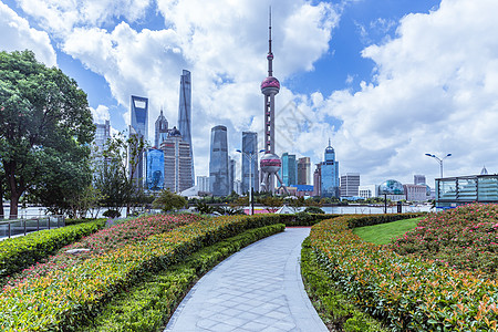 花园办公上海地标陆家嘴东方明珠背景