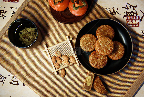 中秋节月饼图片