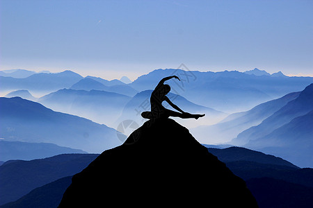 女子运动山中瑜伽设计图片