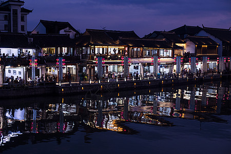 旅行江南古镇的夜景高清图片