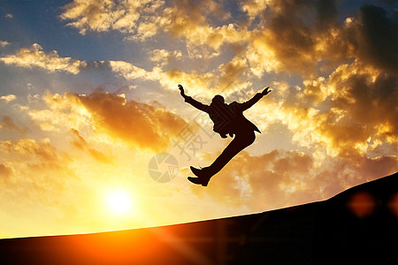 悬崖上滚落的巨石图片素材