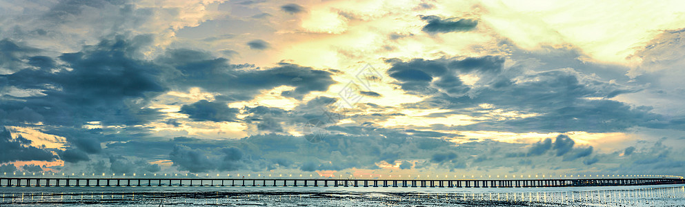 高清海湾大桥夕阳全景图片素材图片