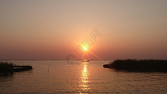 太湖之日落图片