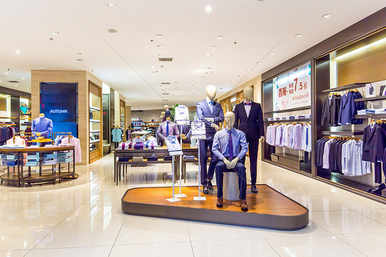 下关名牌衣服店有哪些地方（下关名牌衣服店有哪些）