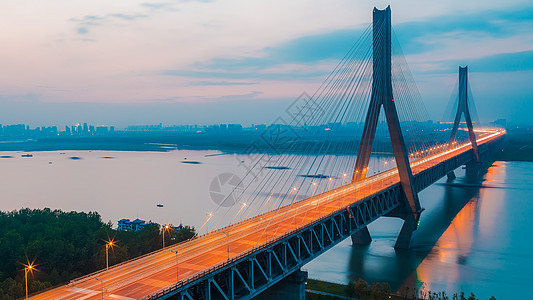 武汉最早的大桥武汉天兴洲大桥夜景背景
