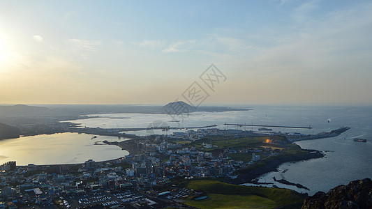 城景韩国济州岛城山日出峰观景台俯视唯美风景背景