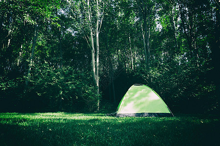 户外野营的帐篷图片
