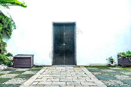 简约中国古建筑对称门背景图片
