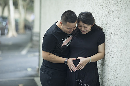 准妈妈孕妇和准爸爸的生活图片