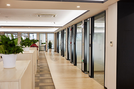 商务中心 联合办公 孵化器 创业园区办公室长廊图片