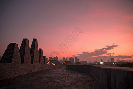 城墙黄昏图片