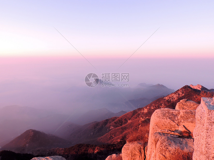 泰山山顶风景图片