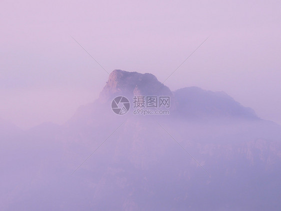 泰山山顶风景图片