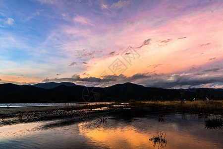 晚霞静谧夕阳美景高清图片