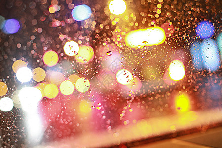雨天夜晚光斑图片