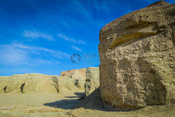 新疆魔鬼城景区图片