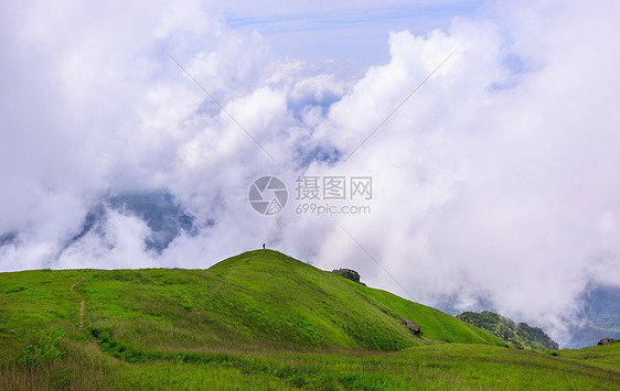 武功山山顶壮观的云海 图片