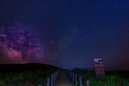 武功山星空通往星空背景