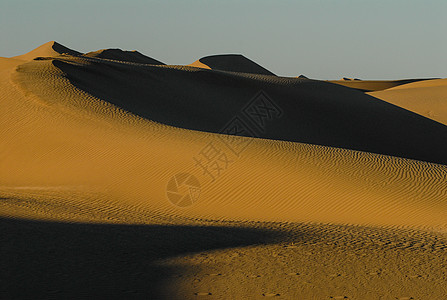 甘肃省嘉峪关地区的沙漠图片