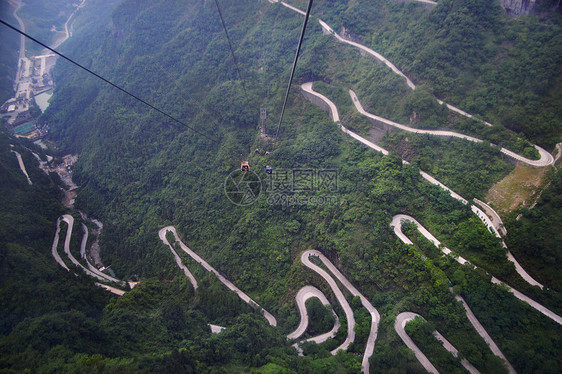 张家界天门山盘山公路图片