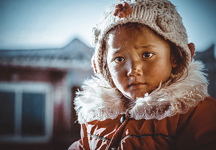 川藏女孩背景图片