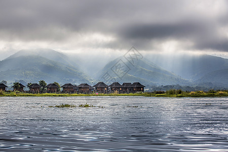 缅甸茵莱湖风光背景