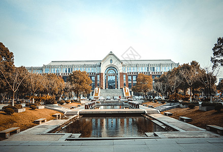 华东政法大学图书馆图片
