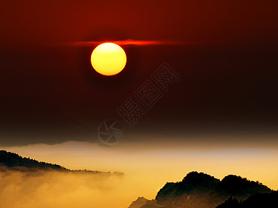 大气的光雾山云海日出景色图片