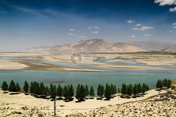 西藏林芝风景图片