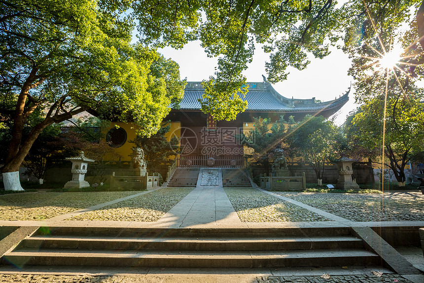 杭州西湖净慈寺图片