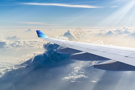 航空运输机机翼图片
