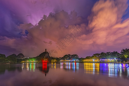 塔子山公园塔山夜色背景