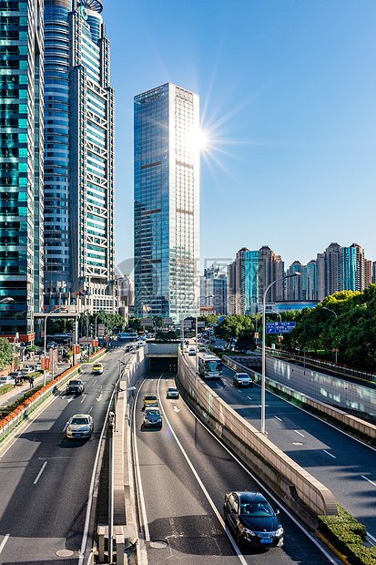 城市出行道路图片