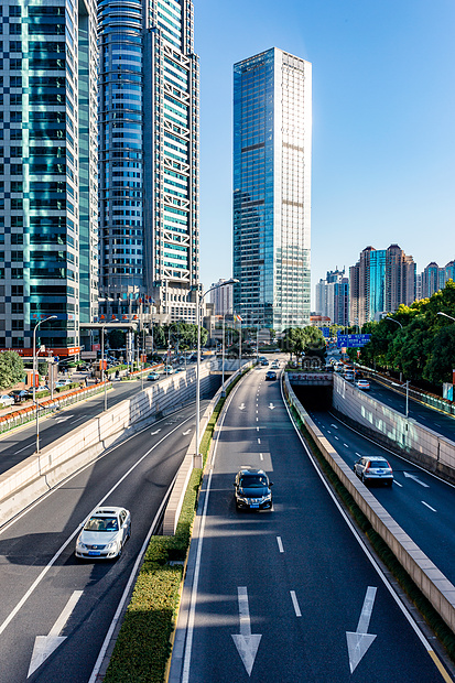 城市出行道路图片