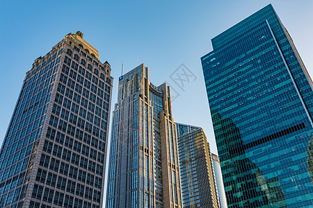 蓝天白云城市城市建筑摩天大楼背景