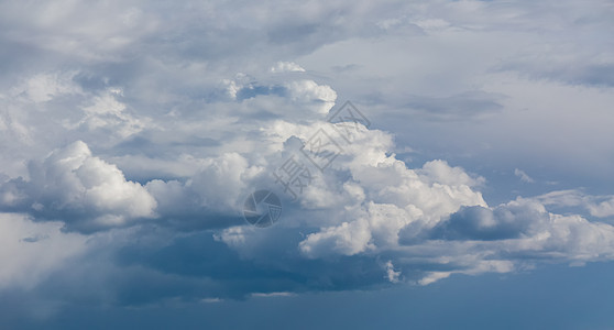 积雨云素材图片