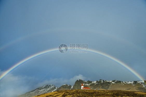 冰岛小红房双道彩虹图片